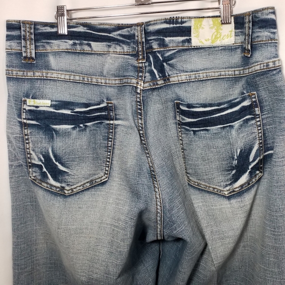 Crest Jeans Wide Leg Capri - Picture 9 of 11